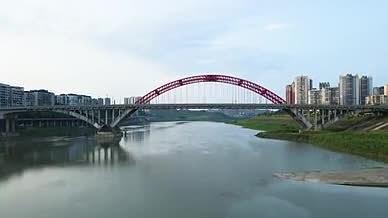 4K航拍四川渠江大桥视频的预览图